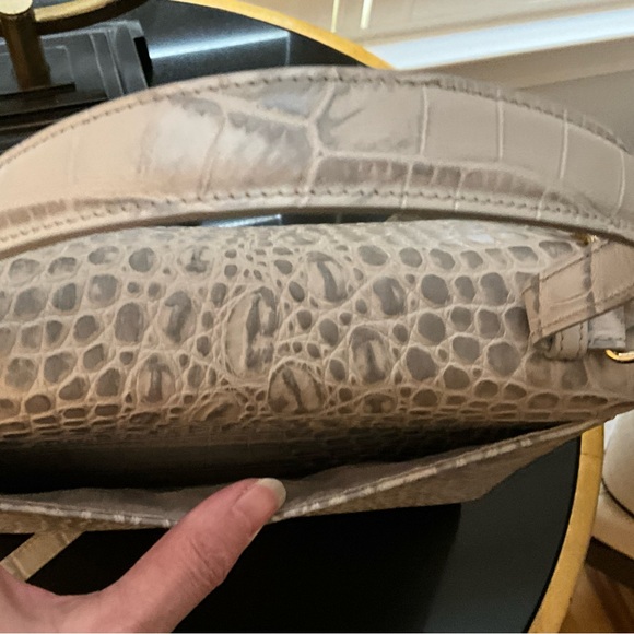 Saks Fifth Avenue Croc Embossed Leather Crossbody Bag - NWT - Picture 10 of 12